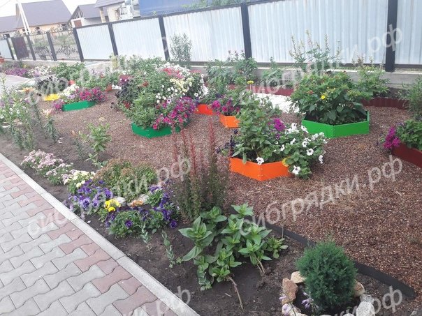 Клумба "Сота" 400 в Томске Клумба "Сота" 400 в Томске